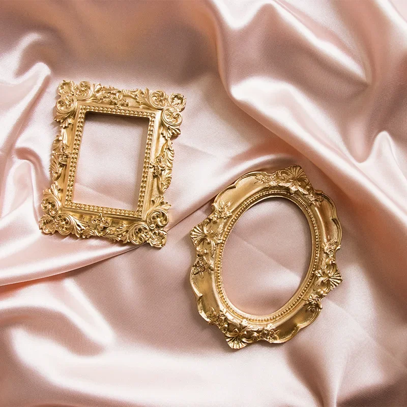 Luxury Lifestyle Photos - Resin Decoration Retro Embossed Photo Frame