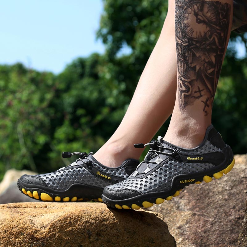 trekking mountain mens sports  - огляд і ціна Luxury Lifestyle Resorts