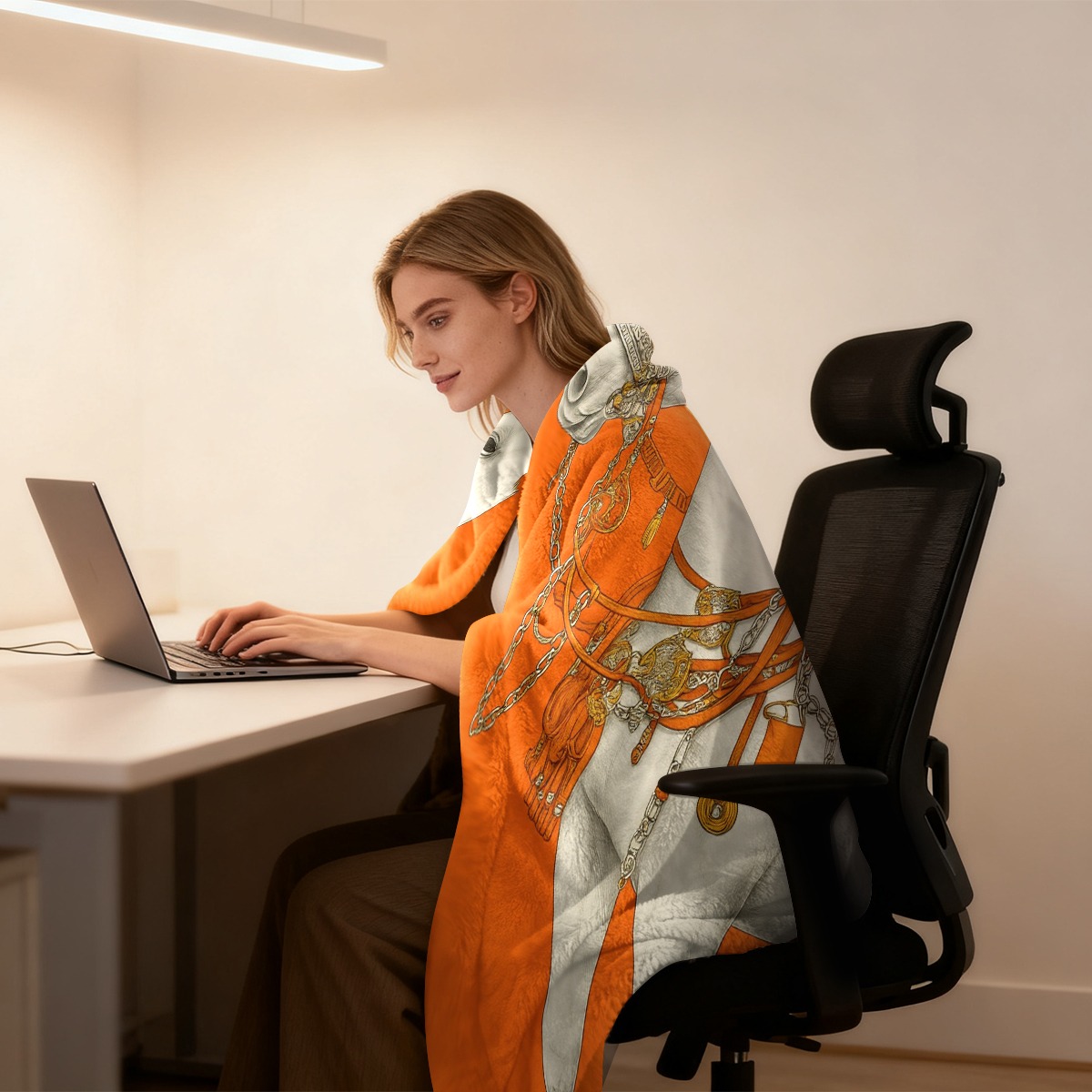White Horse Fleece Blanket Equ - огляд і ціна Cashmere Throw Blanket
